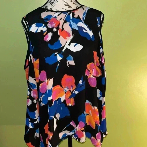 Vince Camuto Long Sleeve Black Shirt with Flowers Size Small - Picture 8 of 11